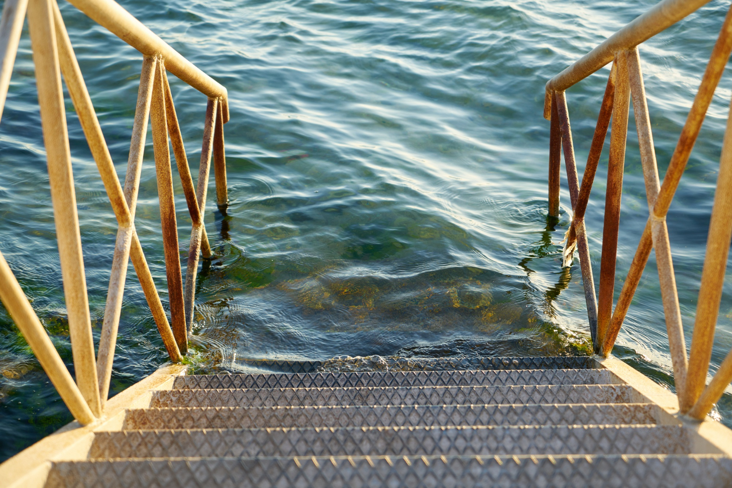 What Dock Post Brackets Do for Spring Lake Level Changes