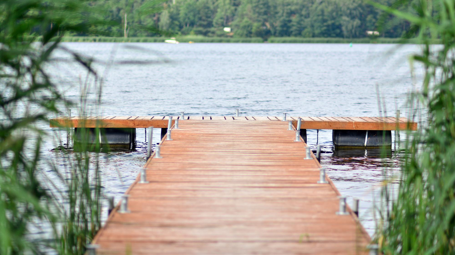 Understanding Sectional Boat Dock Systems for Your Lake